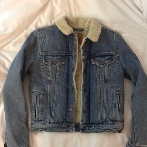 Levi’s Sherpa trucker jacket